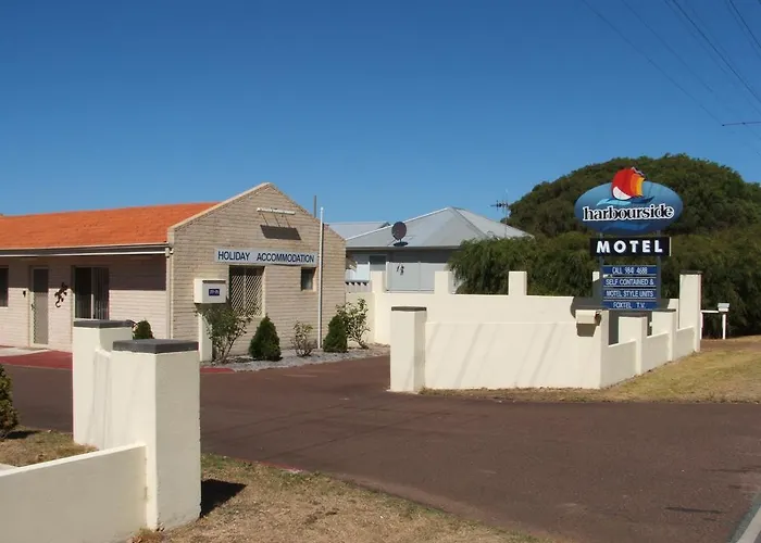 Harbourside Motel